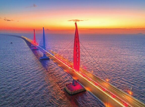 南方電網(wǎng)公司釋放改革能量 為“六穩(wěn)”“六?！痹鰟?dòng)力