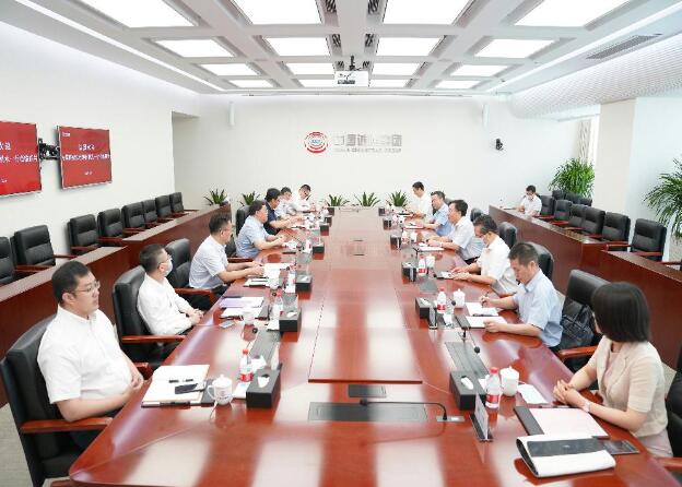 中國能建總經(jīng)理、黨委副書記孫洪水拜訪中國誠通董事長朱碧新