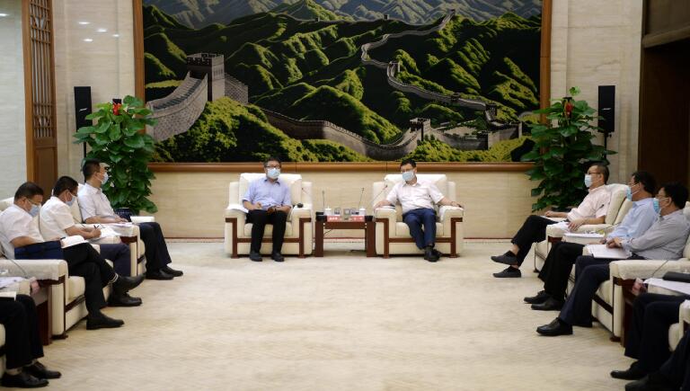 寇偉會見哈電集團(tuán)黨委副書記、總經(jīng)理吳偉章
