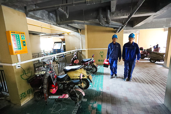 “小電驢”充電更安全了！寧海縣24393個(gè)充電接口完成升級(jí)改造
