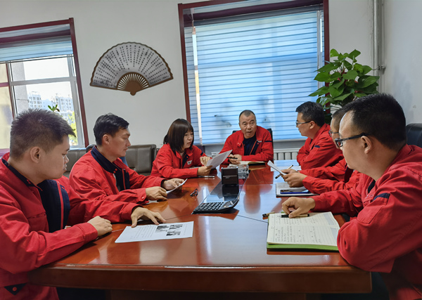 烏海電業(yè)局千里山分局：修訂宣貫班組標準，促進班組有序發(fā)展