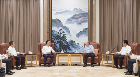 中國(guó)電建集團(tuán)公司黨委書(shū)記、董事長(zhǎng)丁焰章拜會(huì)福建省委書(shū)記尹力、省長(zhǎng)趙龍