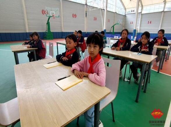 大渡河公司搭建營地課堂助力震區(qū)小學復(fù)課