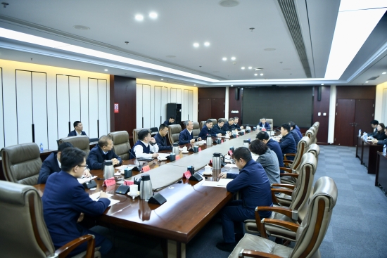 王斌與南昌市委常委、高新區(qū)黨工委書記王萬征會談
