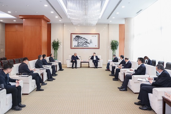 華能集團(tuán)黨組書記溫樞剛會(huì)見青海省委常委、海東市委書記烏拉孜別克·熱蘇力汗