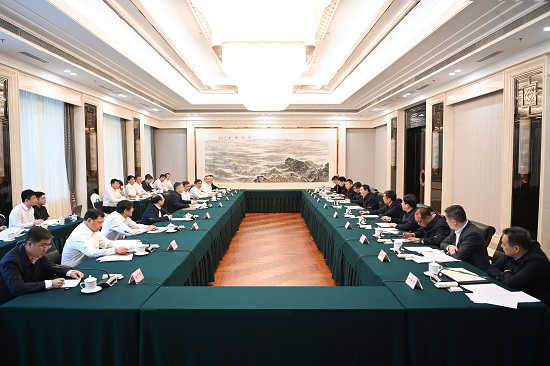 華能集團(tuán)溫樞剛、鄧建玲拜會遼寧省委書記郝鵬