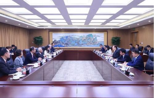 國家電網(wǎng)與香港中電集團推動清潔能源開發(fā)利用、促進新能源發(fā)展等方面深化合作