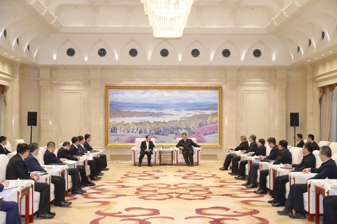 華電集團(tuán)黨組書記、董事長江毅拜會新疆維吾爾自治區(qū)主要領(lǐng)導(dǎo)