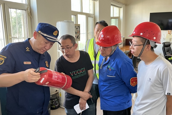 內蒙古電力公司烏海千里山供電公司：蒙電愛心光明行，用電無憂筑防線